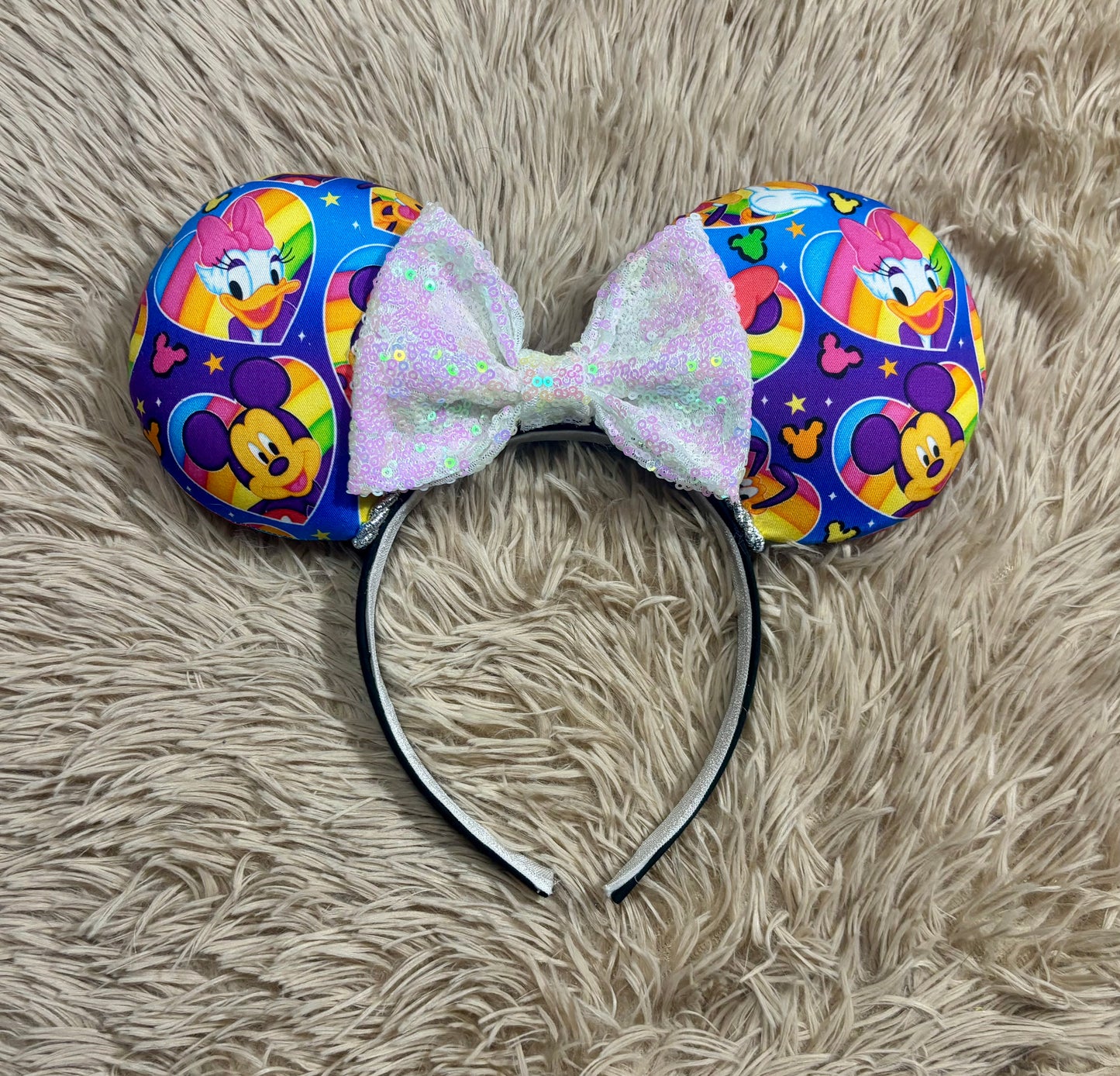 Rainbow Friends Ears