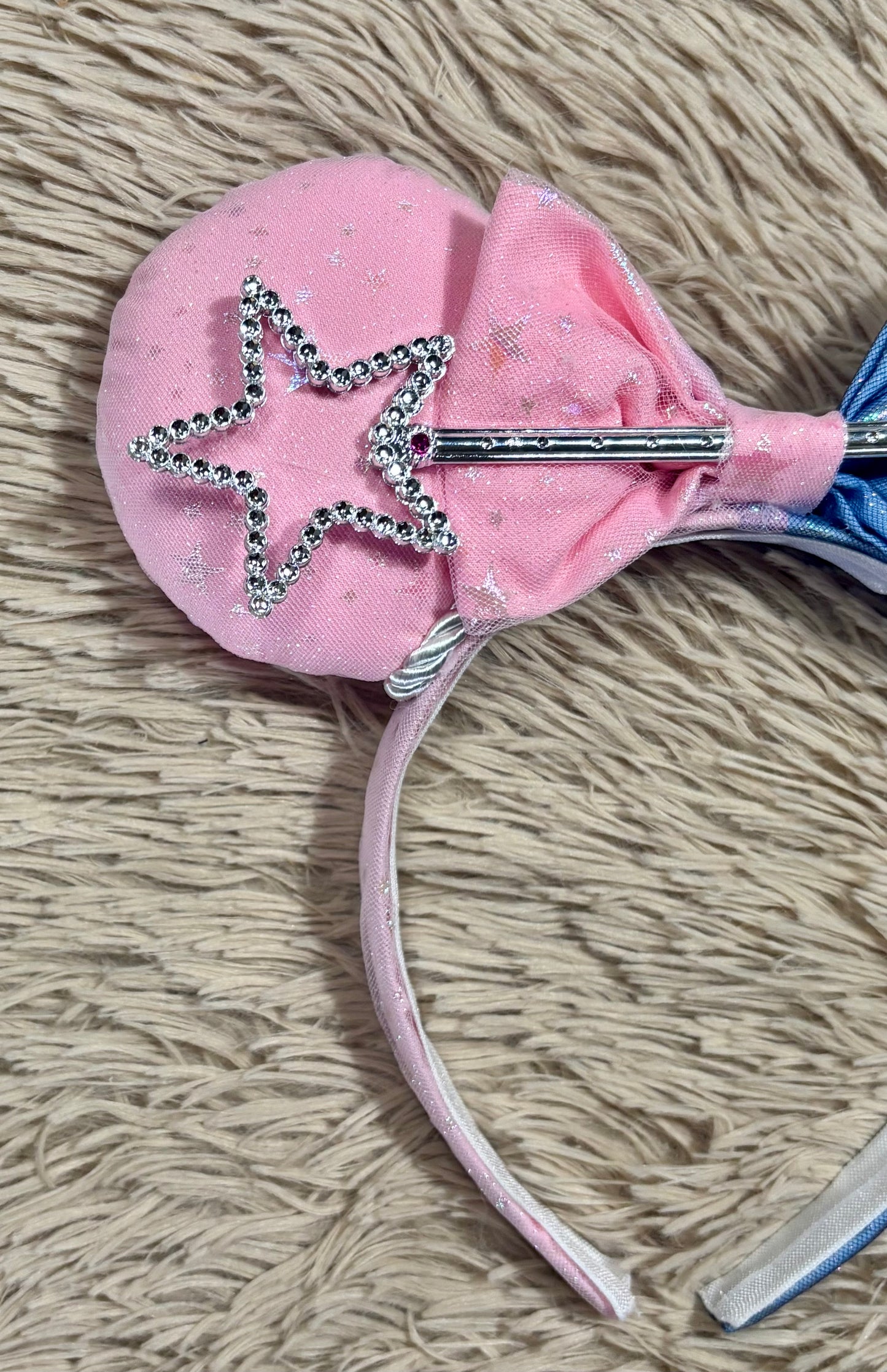Make it Pink, Make it Blue Ears