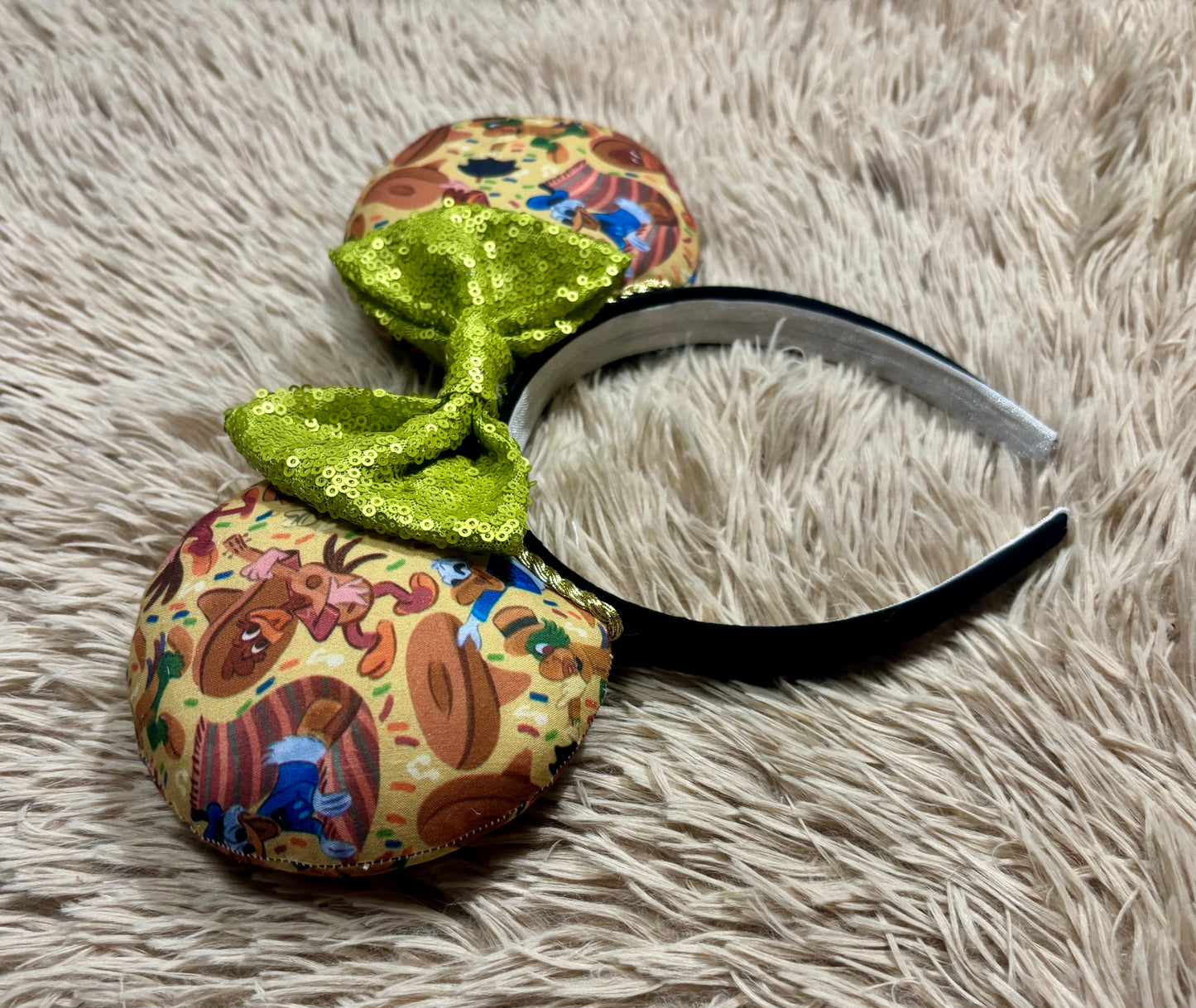Gran Fiesta Ears