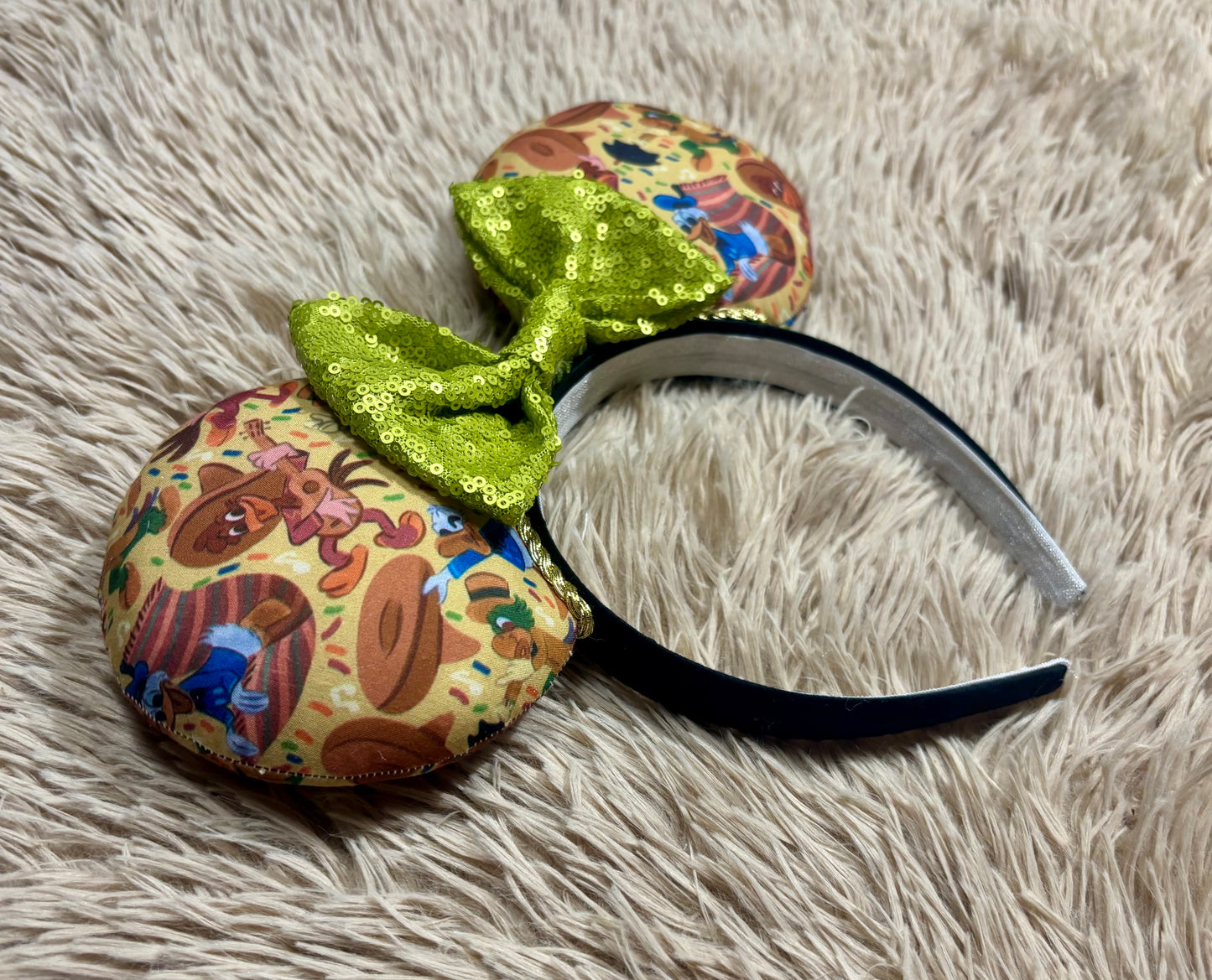 Gran Fiesta Ears
