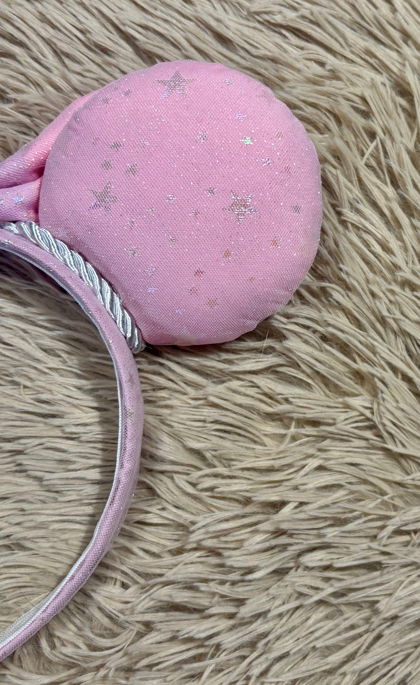 Make it Pink, Make it Blue Ears