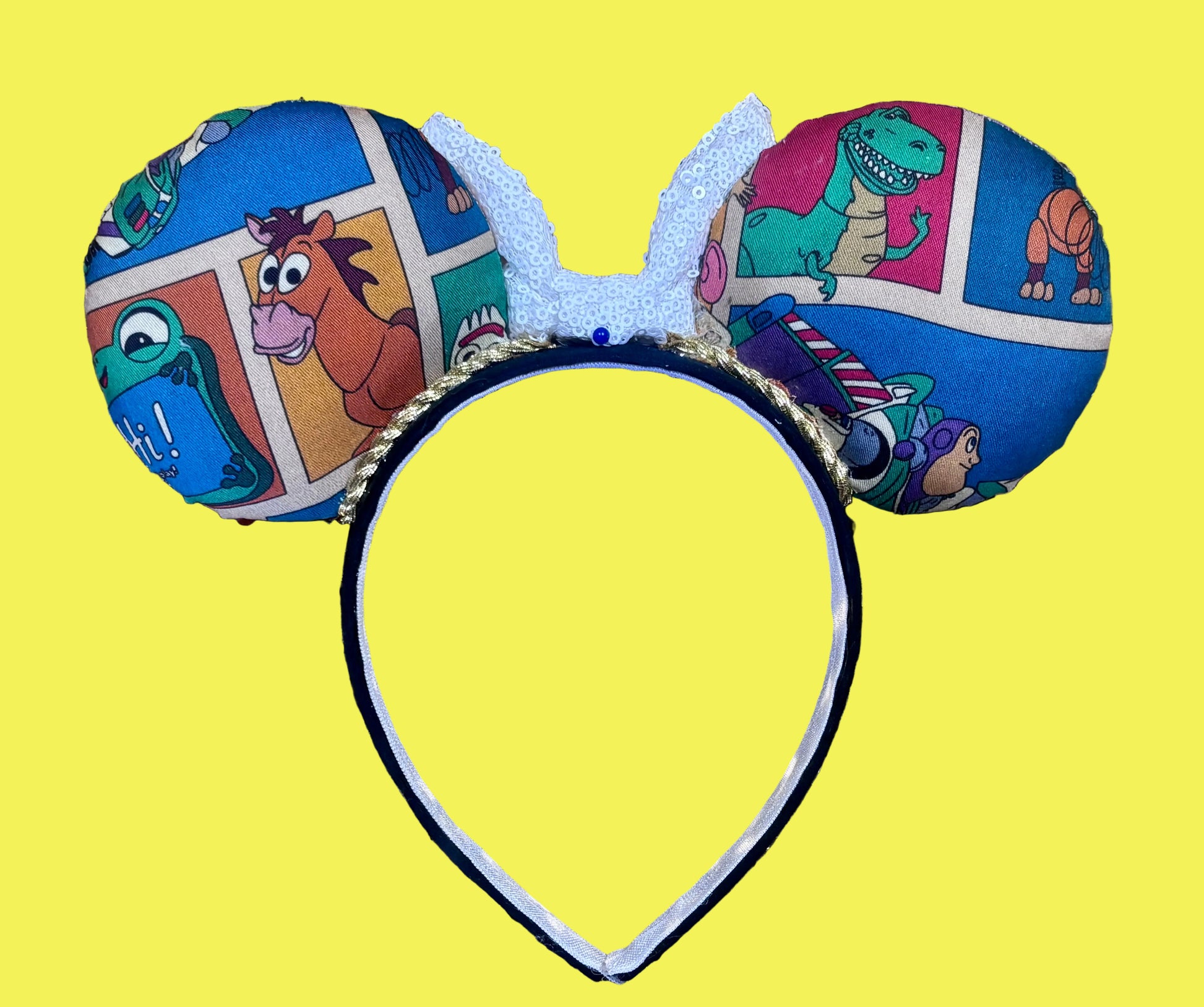 Back view of the mouse ears. Handmade and ready to ship. 