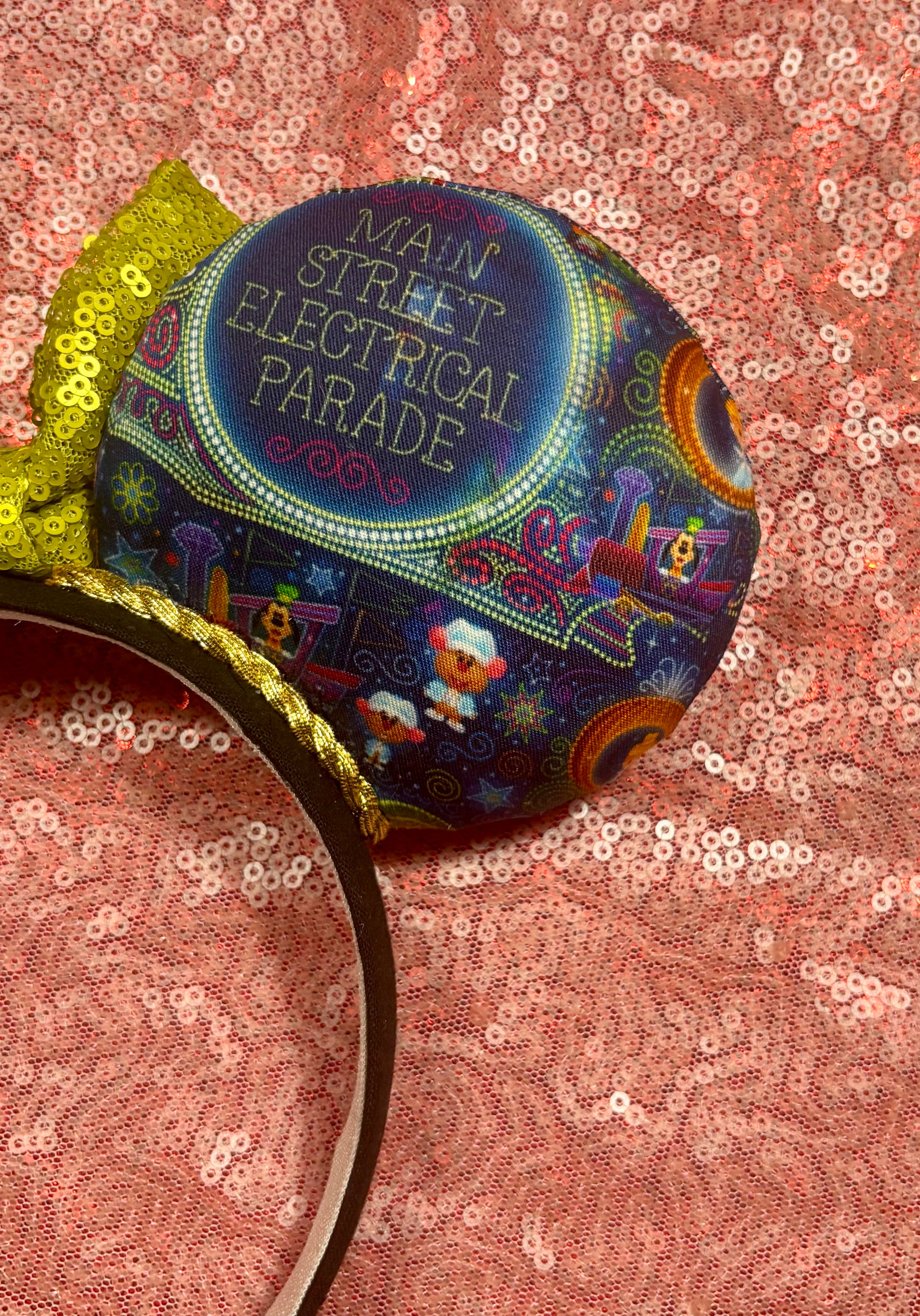 Handmade and ready to ship mouse ears. Mouse ears are on a universal sized poly cotton headband and set comes with a lime green sequin bow. Other colors are available if you leave a note.